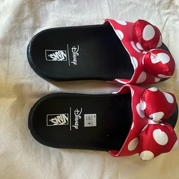 Disney Vans Red and White Polka Dot Sandals - Picture 3 of 5